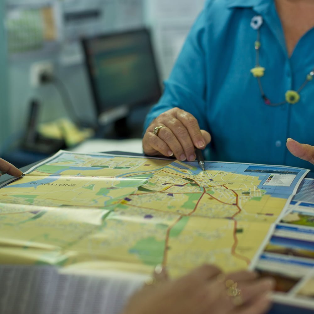 Brochures & Travel Guides