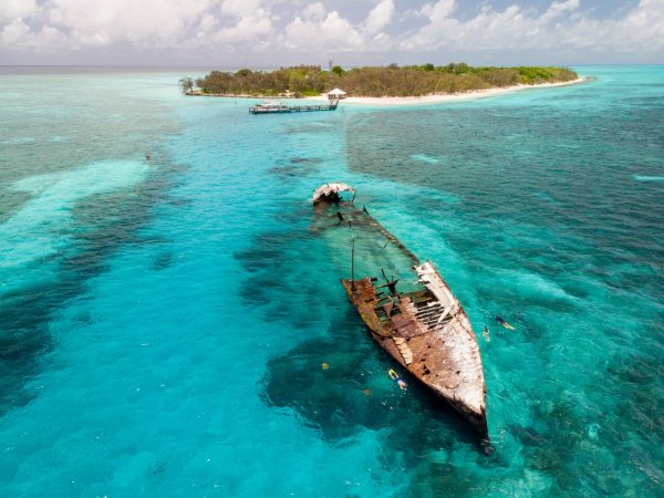 3 Incredible Ways to Sleep on the Reef